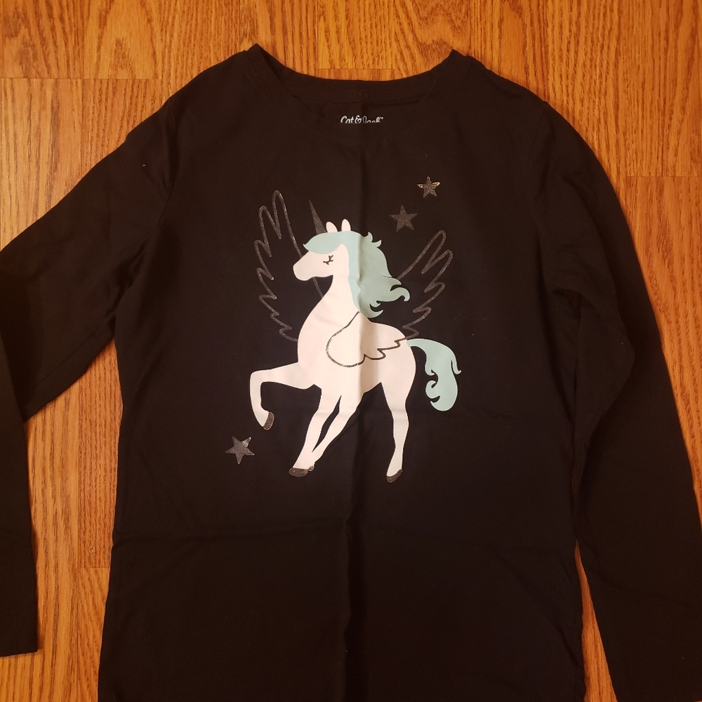 Unicorn 🦄  Top